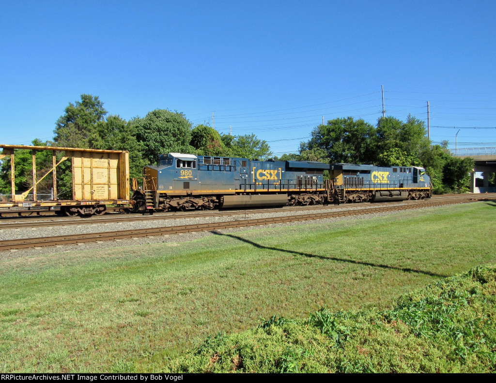 CSX 980 and 775